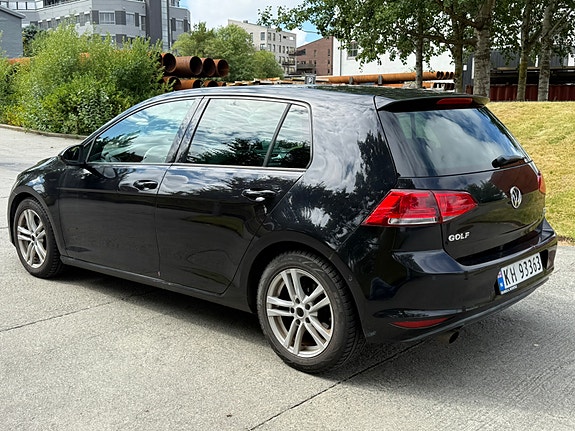Volkswagen Golf VII 7 of 12