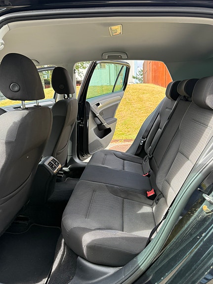 Volkswagen Golf VII 11 of 12