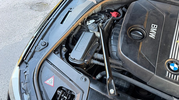BMW 520d 16 of 19