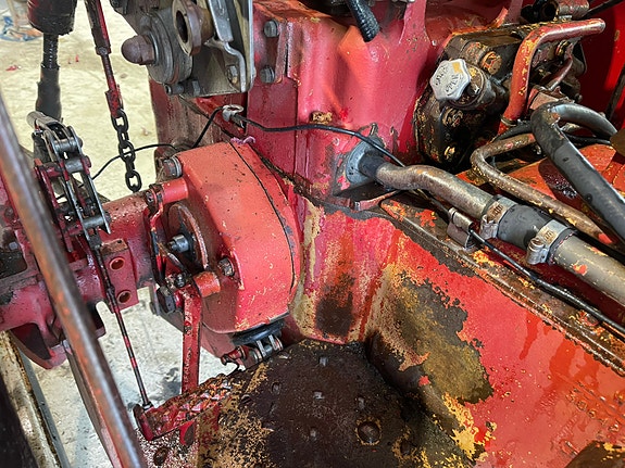 CASE IH International 384 12 of 30
