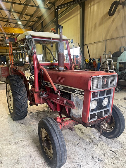 CASE IH International 384 3 of 30