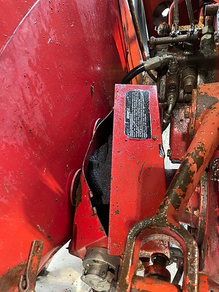 CASE IH International 384 10 of 30