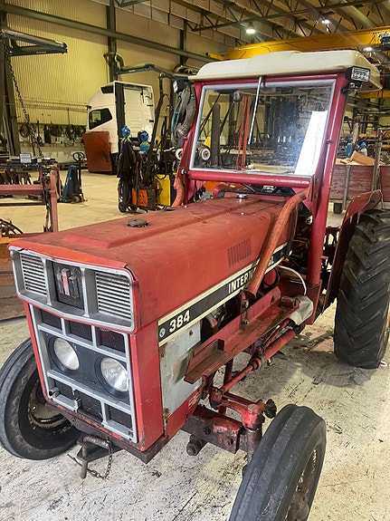 CASE IH International 384 4 of 30
