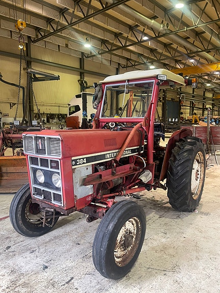 CASE IH International 384 7 of 30