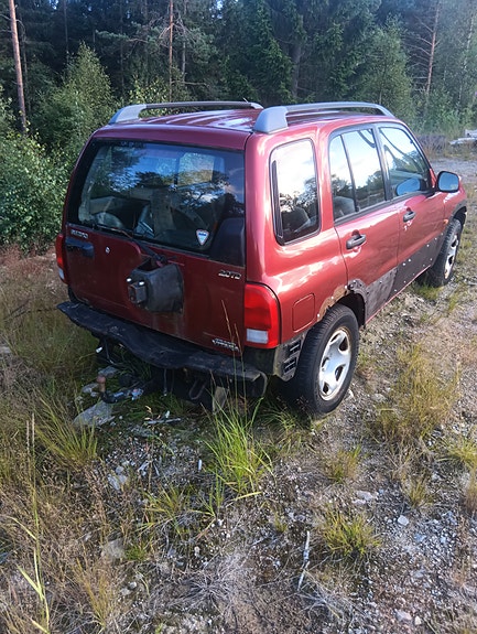 Suzuki Grand Vitara 5 of 5
