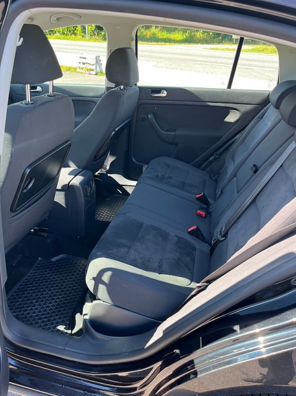 Volkswagen Golf Plus 13 of 25