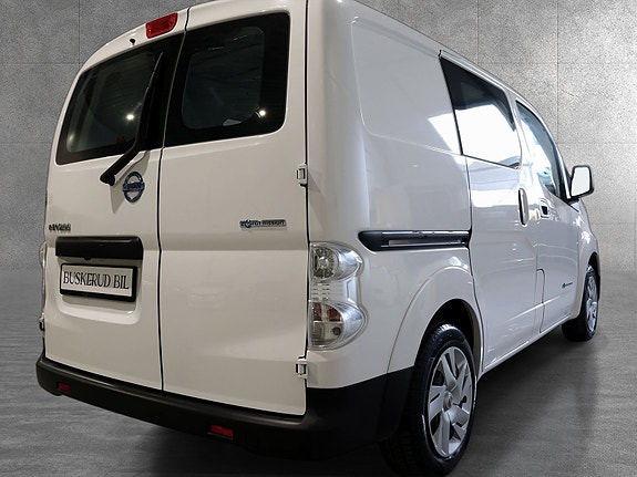 Nissan e-NV200 4 of 5