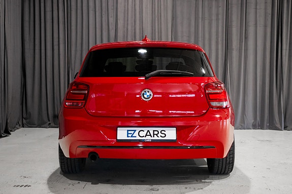 BMW 116i 5 of 5