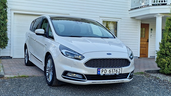 Ford S-MAX 6 of 30