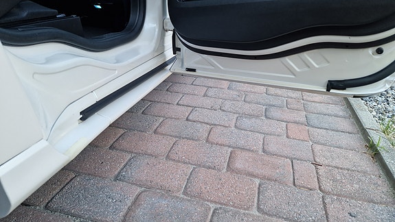 Ford S-MAX 17 of 30