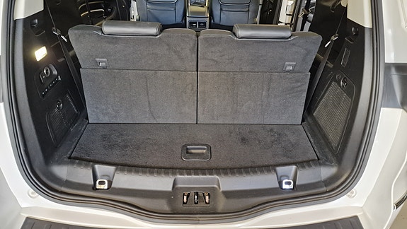 Ford S-MAX 14 of 30