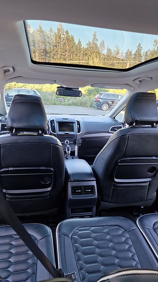 Ford S-MAX 21 of 30