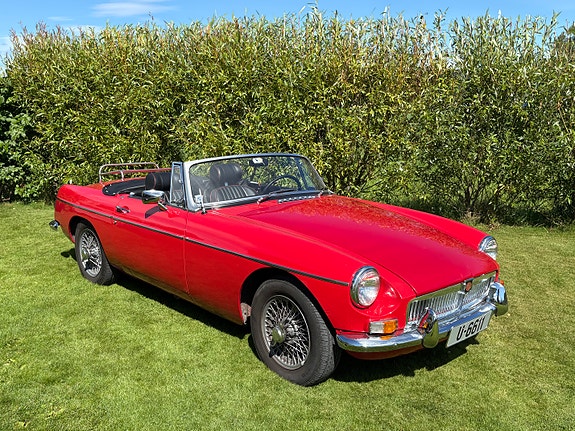 MG MGB 10 of 30