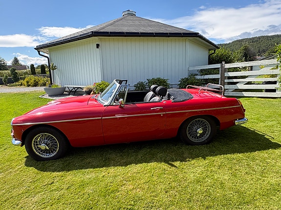 MG MGB 12 of 30