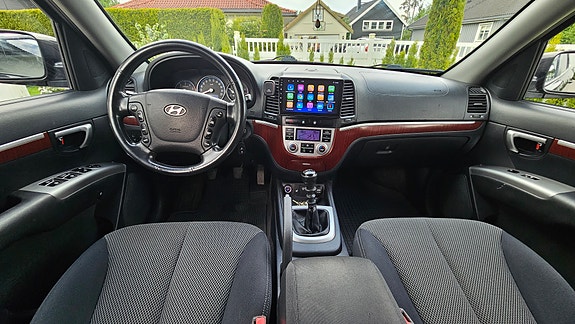 Hyundai Santa Fe 5 of 10