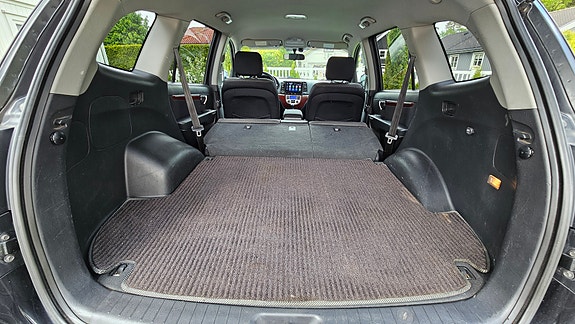 Hyundai Santa Fe 8 of 10