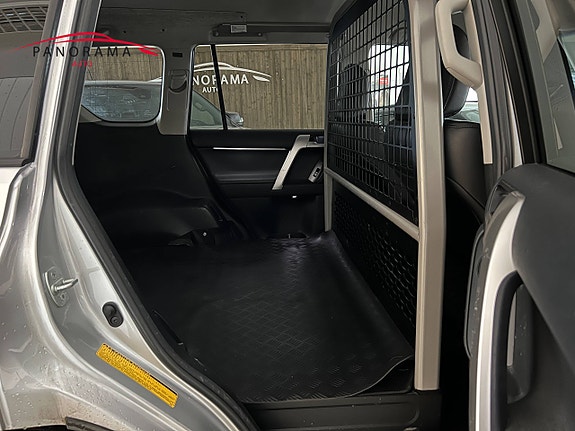 Toyota Land Cruiser 20 of 25