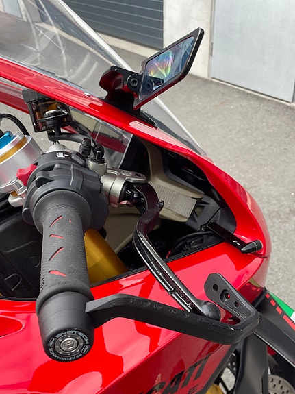 Ducati Panigale V4S 7 of 12