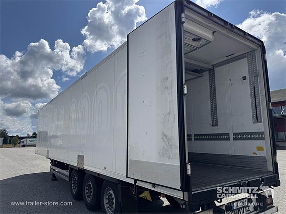 Schmitz Cargobull Reefer Multitemp 7 of 16
