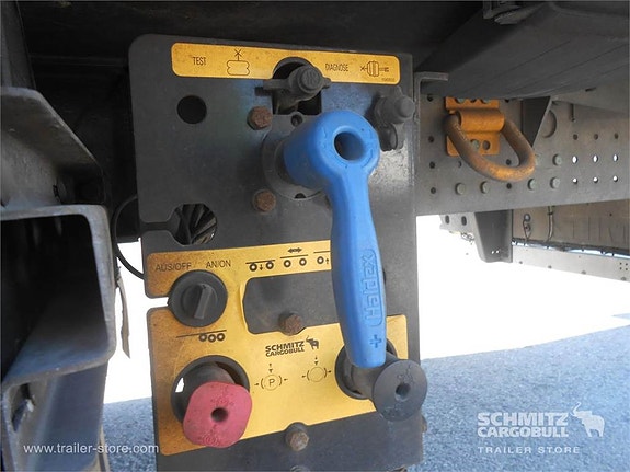 Schmitz Cargobull Reefer Multitemp 14 of 14