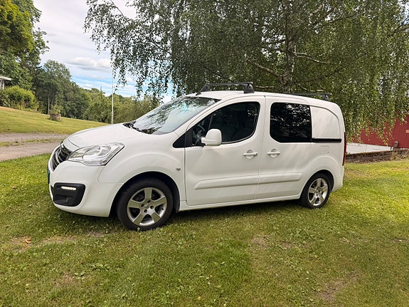 Peugeot Partner 2 of 13