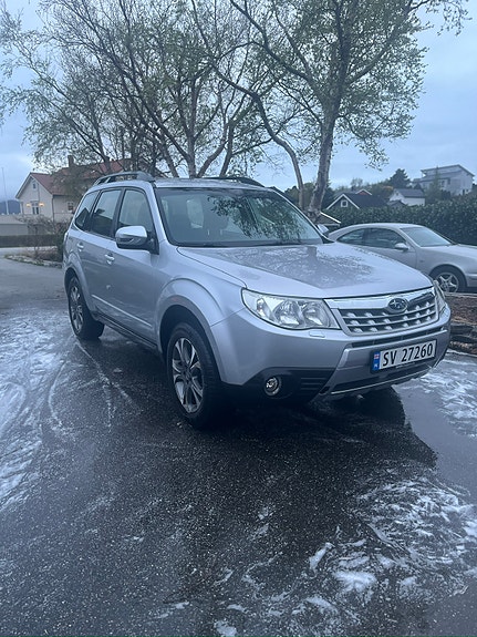 Subaru Forester 2 of 12