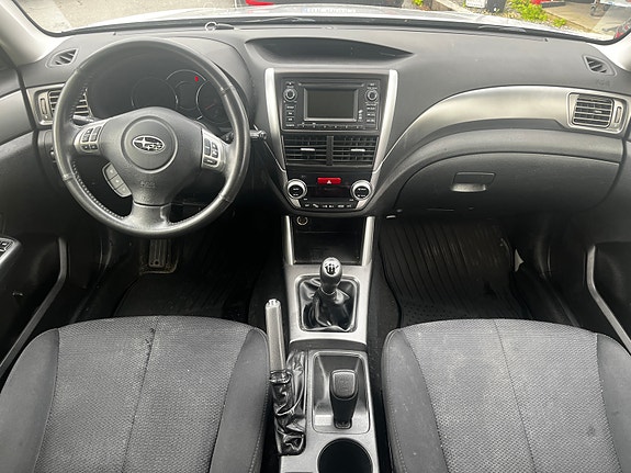 Subaru Forester 7 of 12