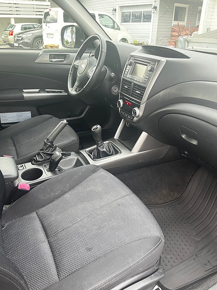 Subaru Forester 9 of 12