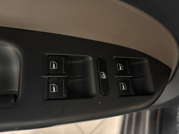 Volkswagen Touran 21 of 30