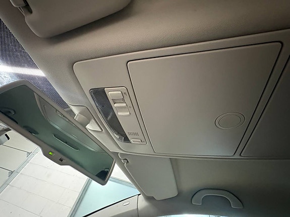 Volkswagen Touran 26 of 30