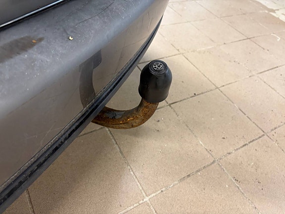 Volkswagen Touran 5 of 5