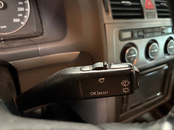 Volkswagen Touran 19 of 30