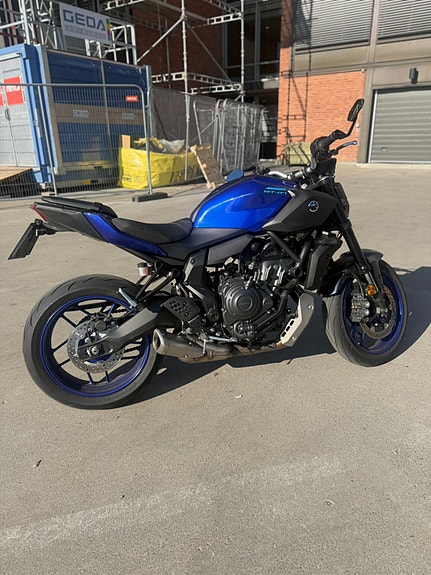 Yamaha MT-07 6 of 11