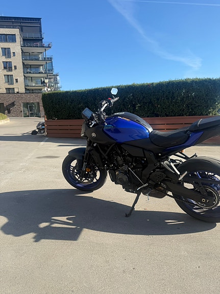 Yamaha MT-07 10 of 11
