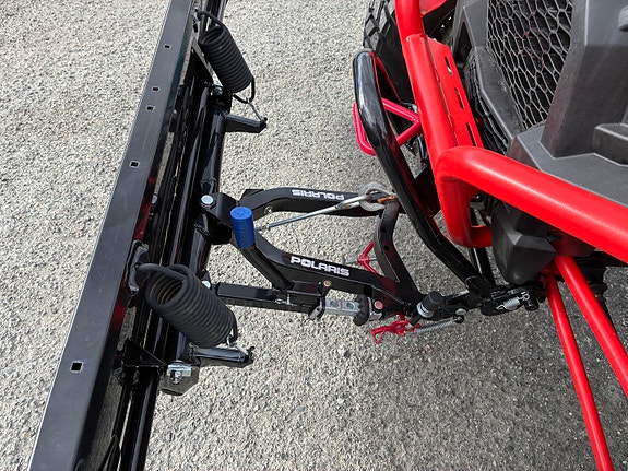 Polaris RZR XP 1000 14 of 17