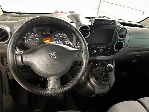 Peugeot Partner 13 of 30