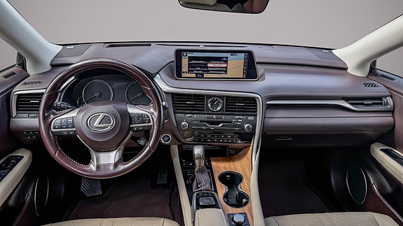 Lexus RX450h 11 of 23