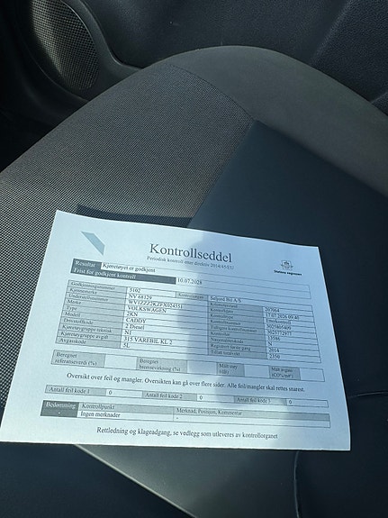 Volkswagen Caddy Maxi 17 of 17