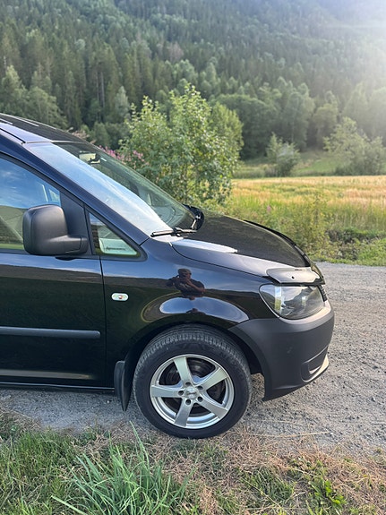 Volkswagen Caddy Maxi 9 of 17