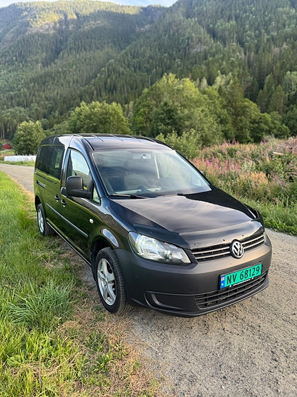 Volkswagen Caddy Maxi 10 of 17