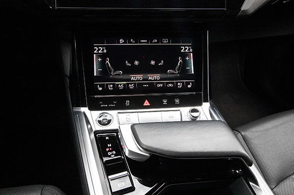 Audi e-tron Sportback 17 of 30