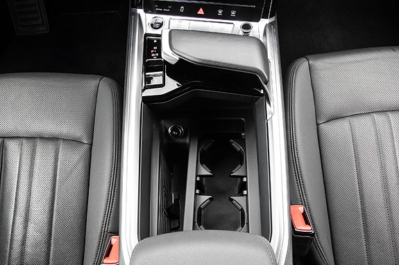Audi e-tron Sportback 16 of 30