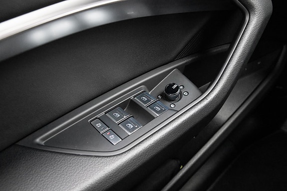 Audi e-tron Sportback 19 of 30