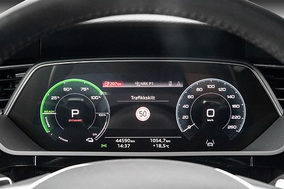 Audi e-tron Sportback 12 of 30