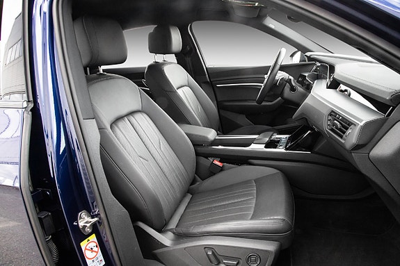 Audi e-tron Sportback 29 of 30