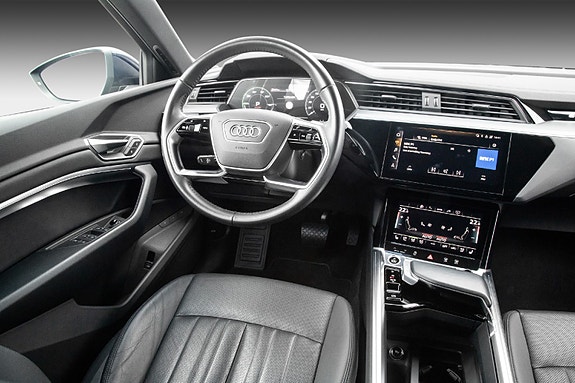 Audi e-tron Sportback 25 of 30