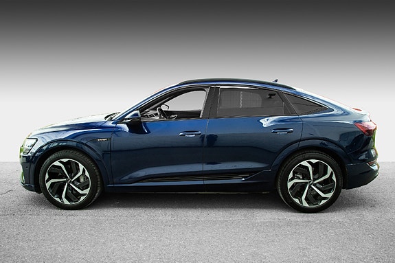 Audi e-tron Sportback 5 of 30