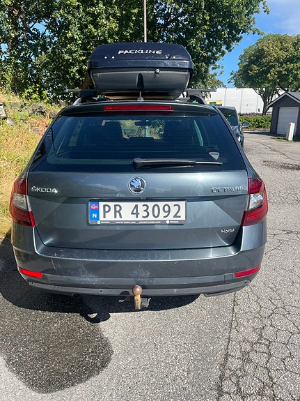 Skoda Octavia 3 of 5