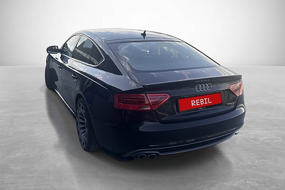 Audi A5 4 of 5