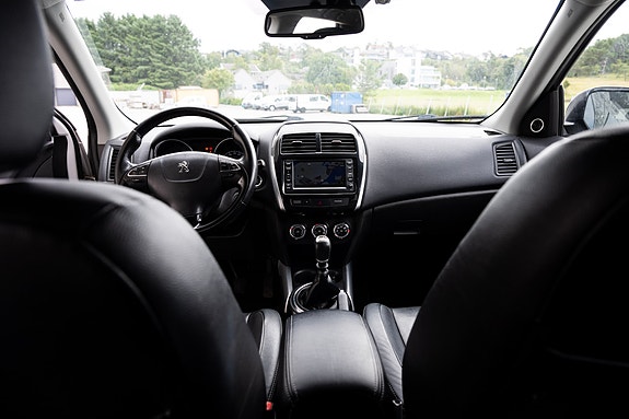 Peugeot 4008 9 of 29